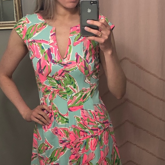 Lilly Pulitzer Dresses & Skirts - Lilly Pulitzer short sleeve mini